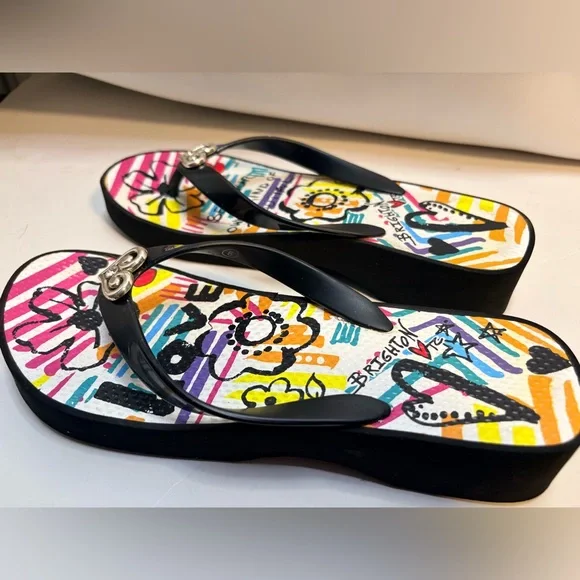 Brighton wedge Flip-Flops with Heart Detail size 8 - Picture 4 of 5